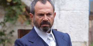 Olgun Şimşek aslen nereli burcu ne boyu kaç evli mi eşi sevgilisi kim hangi dizilerde filmlerde oynadı?