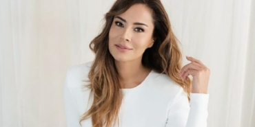 Özlem Conker aslen nereli burcu ne evli mi eşi sevgilisi kim hangi dizilerde filmlerde oynadı?