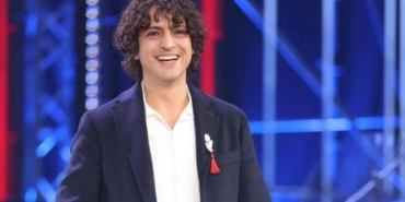 Taner Ölmez aslen nereli burcu ne evli mi eşi sevgilisi kim hangi dizilerde filmlerde oynadı?