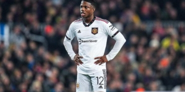 Tyrell Malacia aslen nereli hangi takımda oynuyor hangi takımlarda oynadı toplam kaç gol attı?