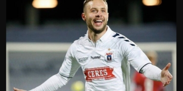 Casper Hojer Nielsen aslen nereli hangi takımdan geldi hangi takımlarda oynadı toplam kaç gol attı?