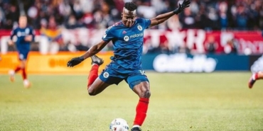 Jhon Espinoza aslen nereli hangi takımdan geldi hangi takımlarda oynadı toplam kaç gol attı?