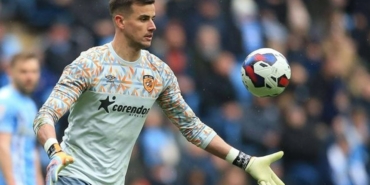Karl Darlow toplam kaç gol yedi hangi takımda oynuyor aslen nereli hangi takımlarda oynadı?