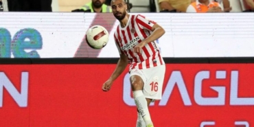 Ramzi Safuri aslen nereli toplam kaç gol attı hangi takımlarda oynadı hangi takımdan geldi?