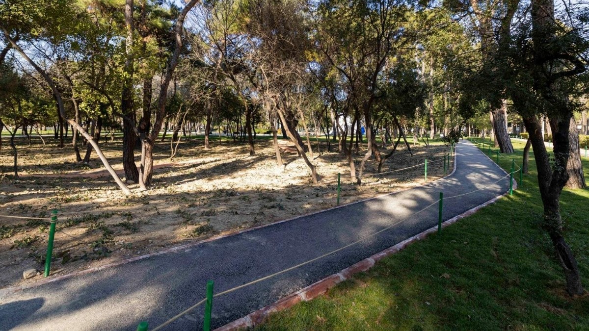 izmir-buca-hasanaga-bahcesi