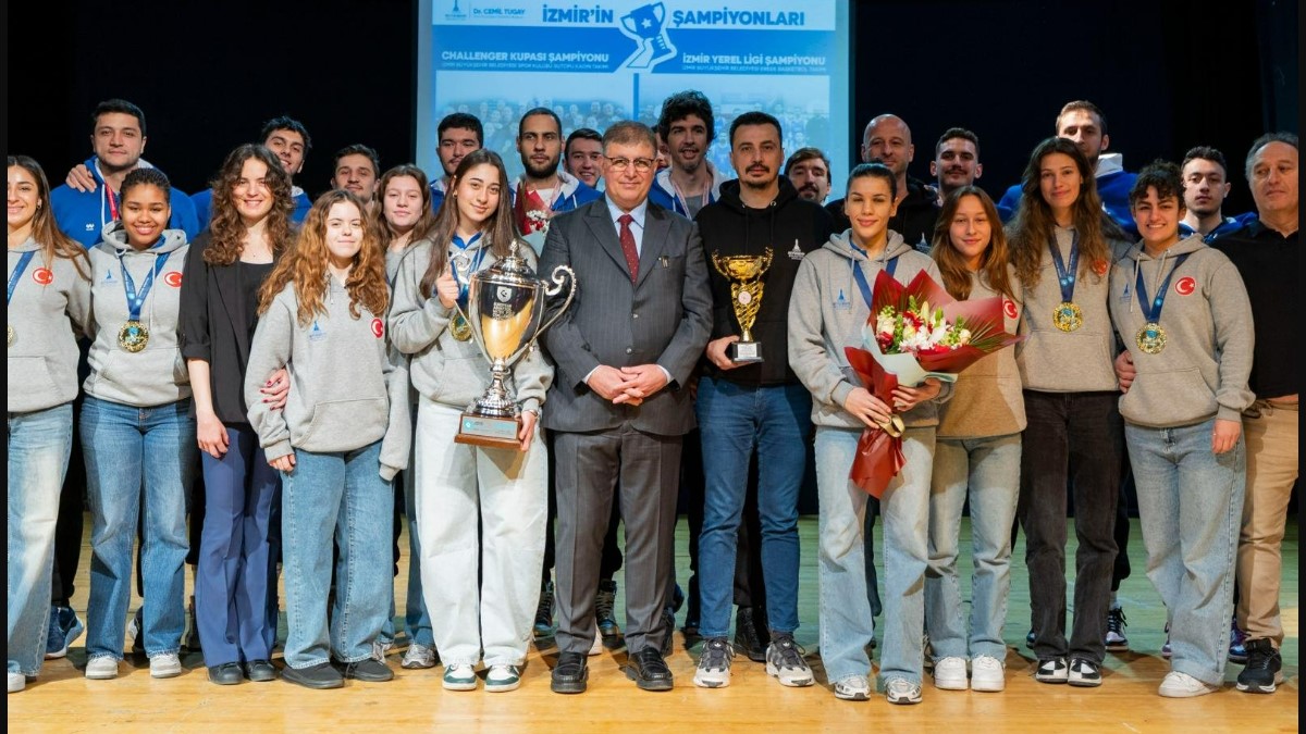 izmir-sutopu-takimi-basketbol-takimi