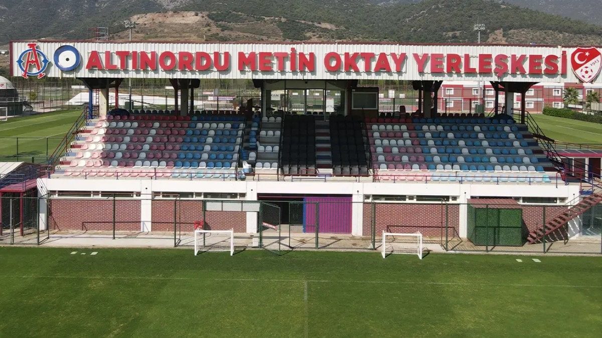 altinordu-metin-oktay-yerleskesi-gelisim-ligi-finalleri-2025