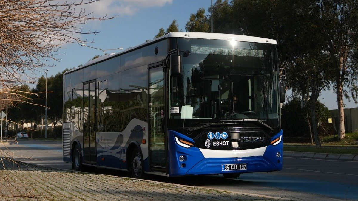izmir-23-nisan-toplu-tasima-ucretsiz