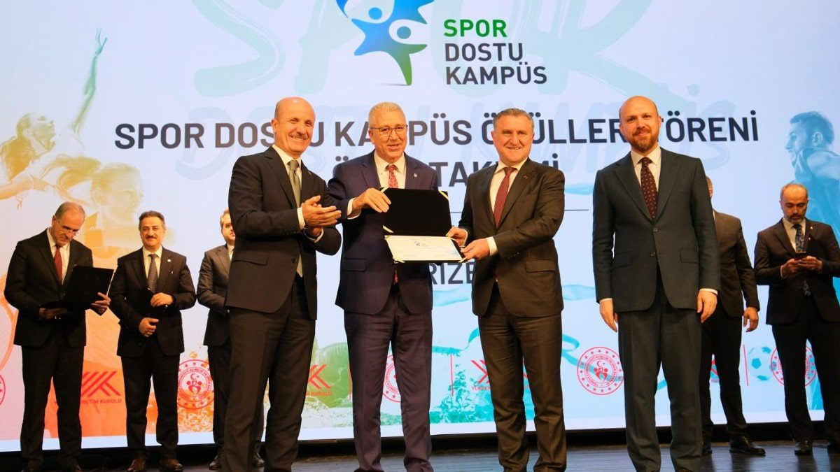 ege-universitesi-spor-dostu-kampus-odulu