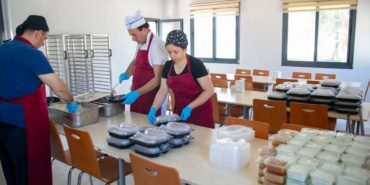 guzelbahce-belediyesi-dayanisma-mutfagi