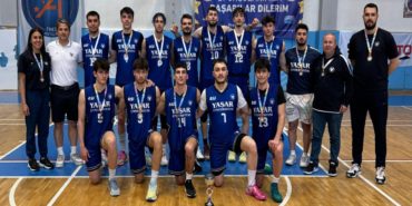 izmir-yasar-universitesi-erkek-basketbol-takimi