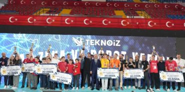 robokod-izmir-bilisim-ve-kodlama-projesi-2025-senligi