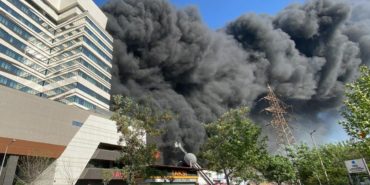 izmir-konak-plastik-fabrikasi-yangin