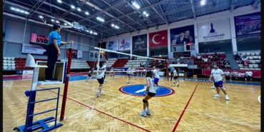 izmir-sirketler-arasi-voleybol-turnuvasi