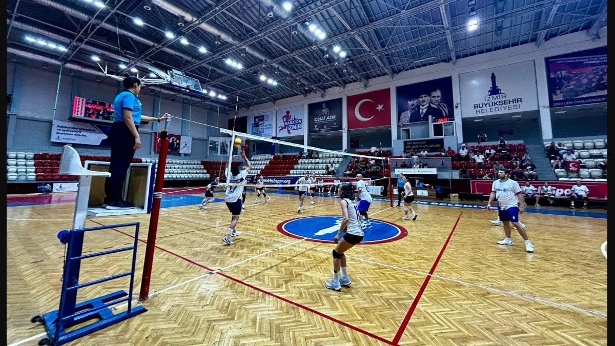 izmir-sirketler-arasi-voleybol-turnuvasi