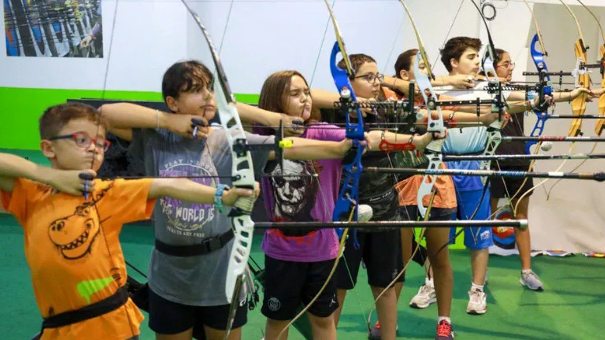 karsiyaka-yaz-spor-okullari-2025