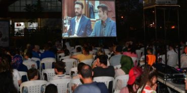 bornova-acikhava-sinema-gunleri-buyukpark.JPG