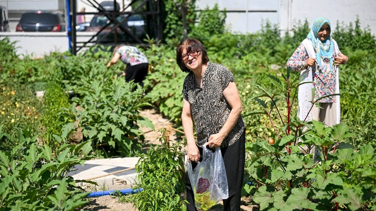 bornova-kent-bostanlari