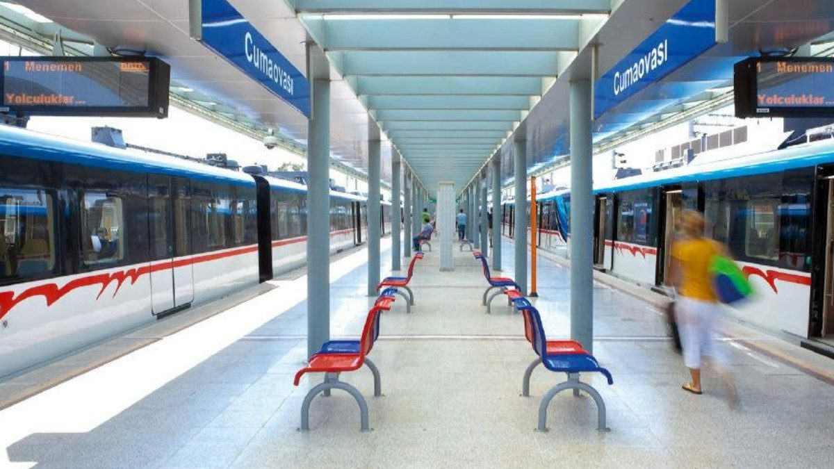 izmir-15-temmuz-ulasim-ucretsiz-mi-toplu-tasima-eshot-ucretsiz-mi