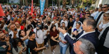 izmirde-isten-cikarilan-tum-isciler-geri-alinacak