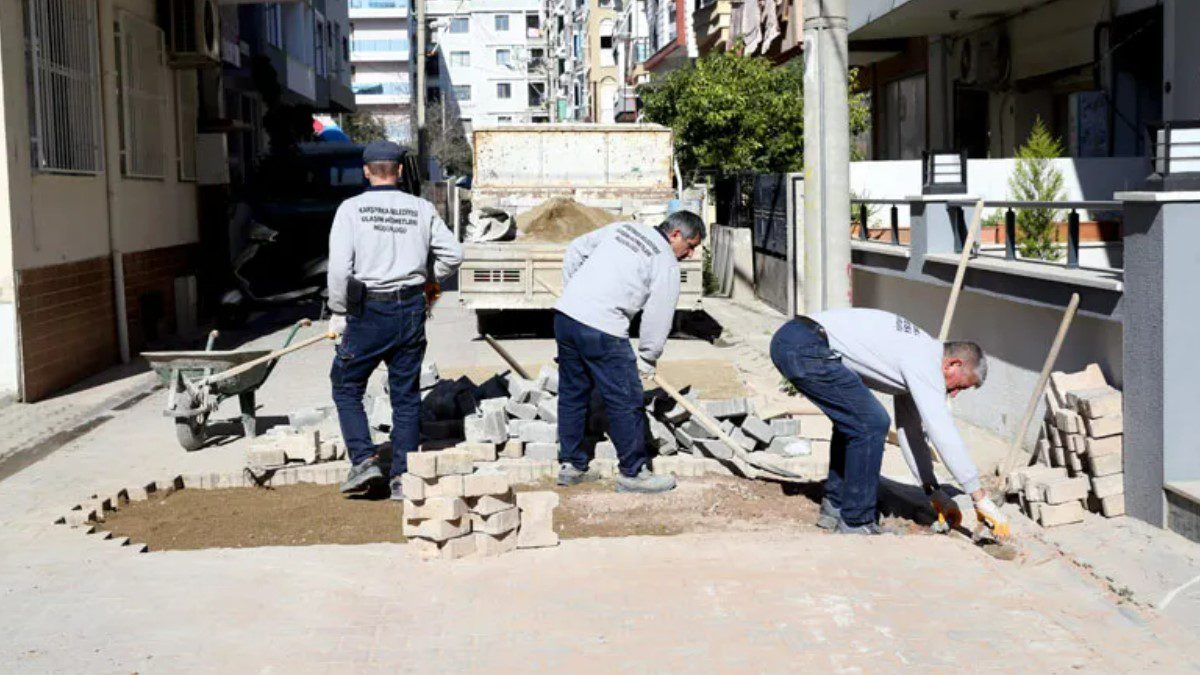 karsiyaka-altyapi-yol-yenileme-calismalari