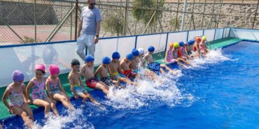 konak-bayrakli-yuzme-havuzlari