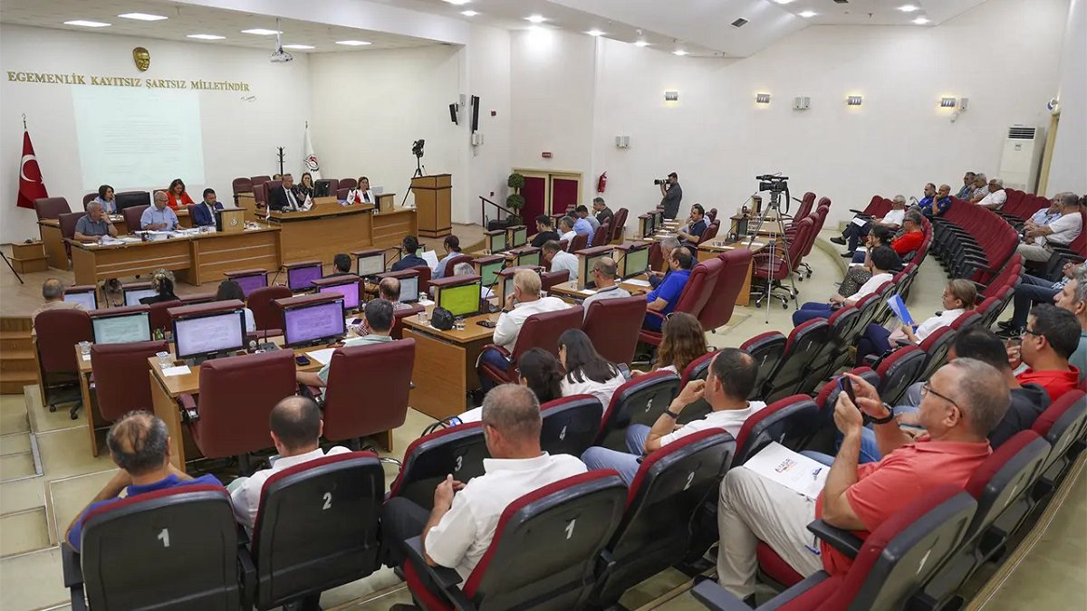 ozkan-yalim-bakan-olacak