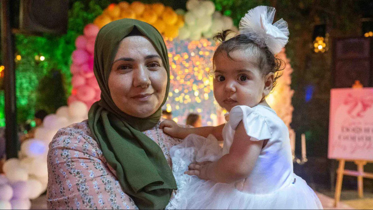 sma-tip-1-hastasi-esma