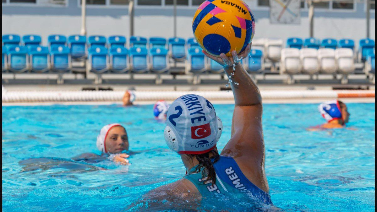 sutopu-kadin-milli-takimi-izmir