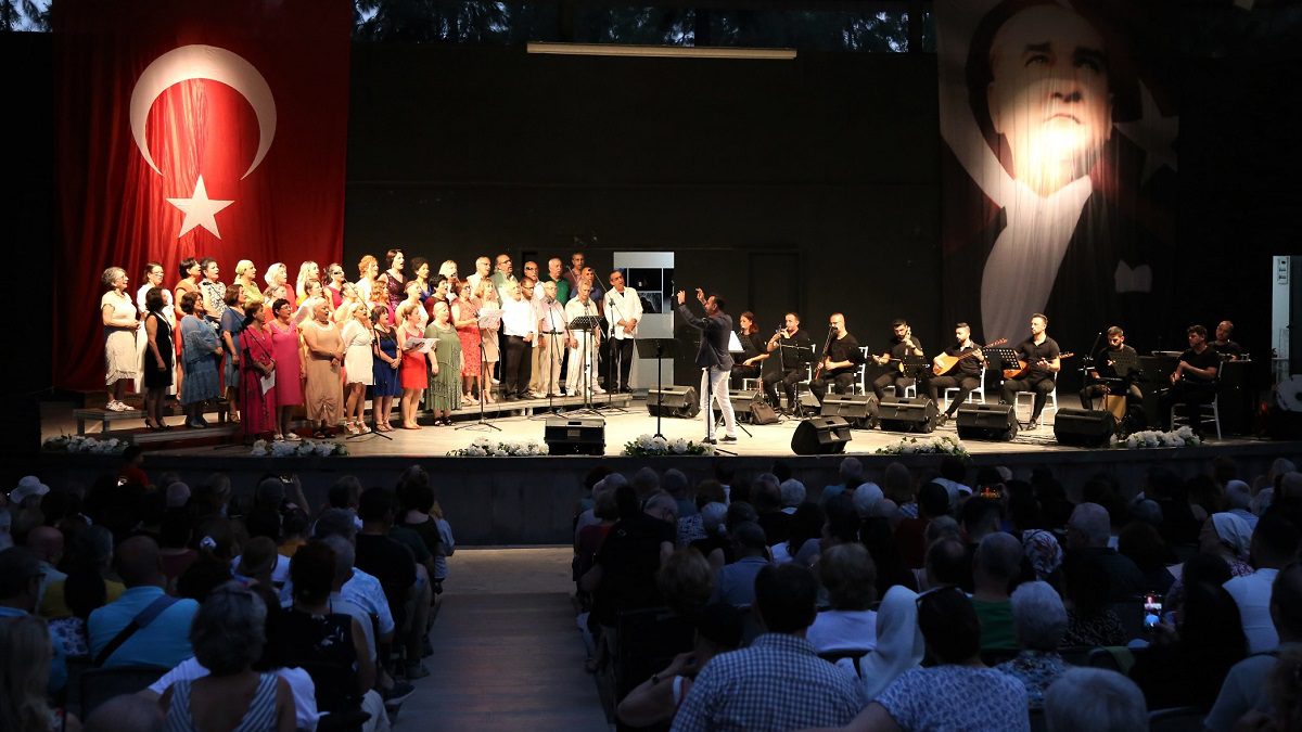 bornova-30-agustos-etkinlikleri-konser