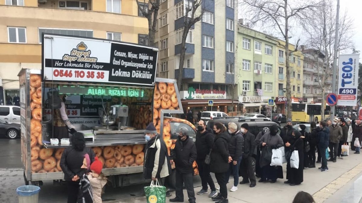 hayir-lokmasi-dagitimi-ekipmanlari