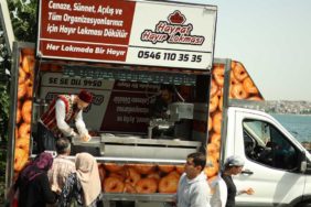 hayir-lokmasi-lokmaci-istanbul
