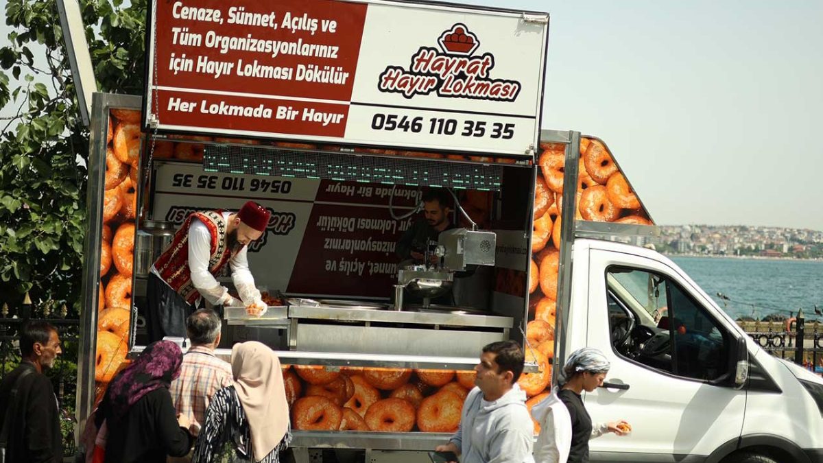 hayir-lokmasi-lokmaci-istanbul
