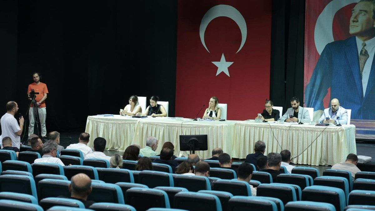 izmir-cop-sorunu-konak