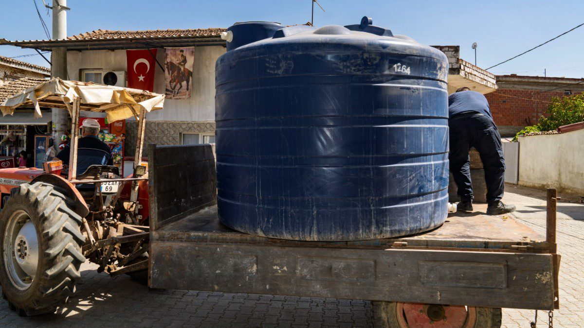 izmir-odemis-su-deposu-dagitimi