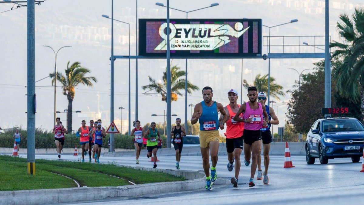 izmir-yari-maratonu-2025
