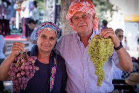 urla-bagbozumu-senlikleri-2025