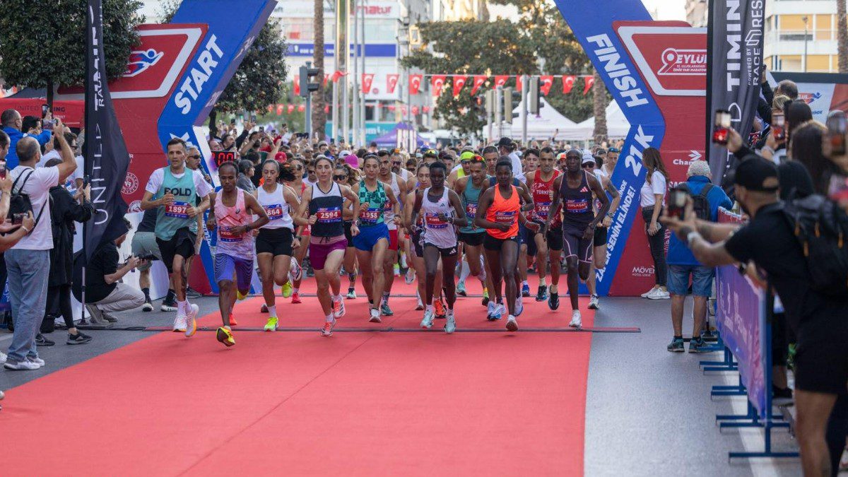 9 Eylül İzmir Yarı Maratonu sonuçları kazananlar belli oldu.