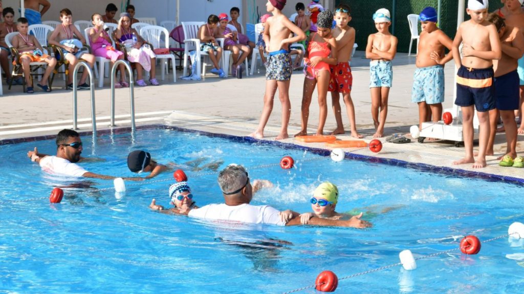 Çiğli yüzme kursu şenliği, Çiğli kış spor kursları başlıyor.