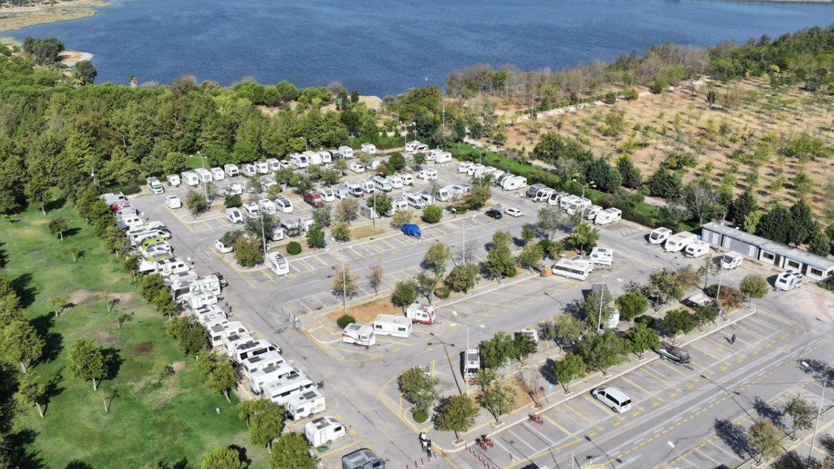 İzmir İnciraltı Tekne Karavan Parkı aylık fiyatı.