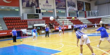 izmir-buyuksehir-belediyesi-kis-spor-okullari