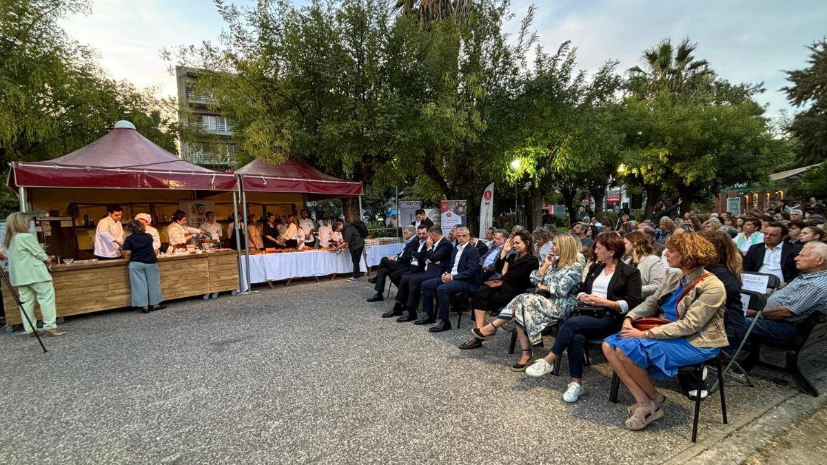İzmir & Midilli Gastronomi ve Kültür Festivali Midilli’de yapıldı.