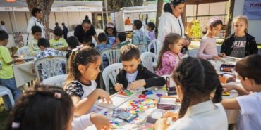 İzmir Bornova Kitap Günleri Büyükpark’a renk katmaya devam ediyor.