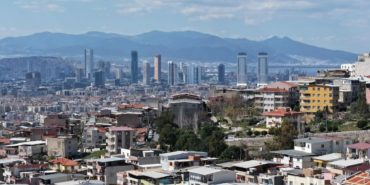 İzmir Bornova zemin araştırmasında 3 yılda 32 bin deney yapıldı ve 1375 sondaj kuyusu açıldı.