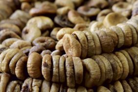 Ege Bölgesi kuru incir ihracatı rakamları açıklandı. Kuru incirde 369 milyon dolarlık tarihi rekor geldi.