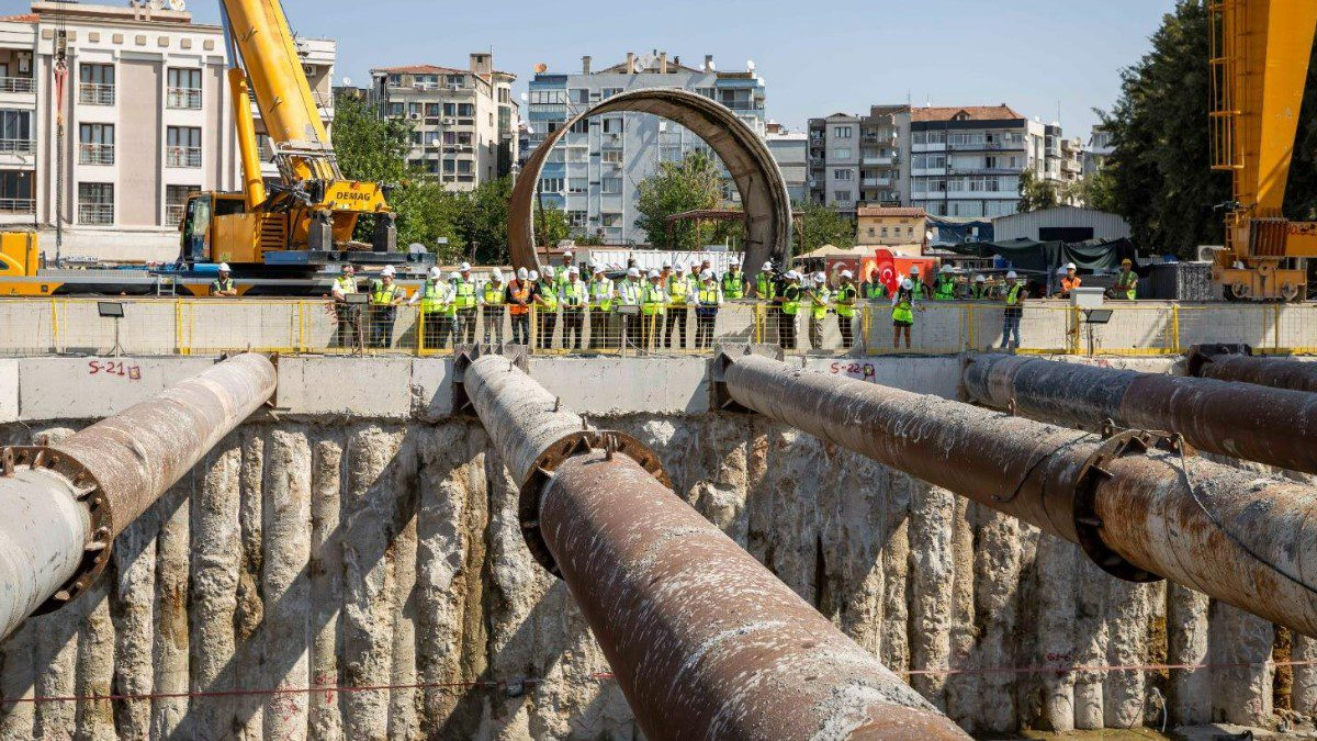 İzmir Buca Metrosu ne zaman bitecek ve İzmir Buca Metrosu nereden geçecek soruları cevap buldu.