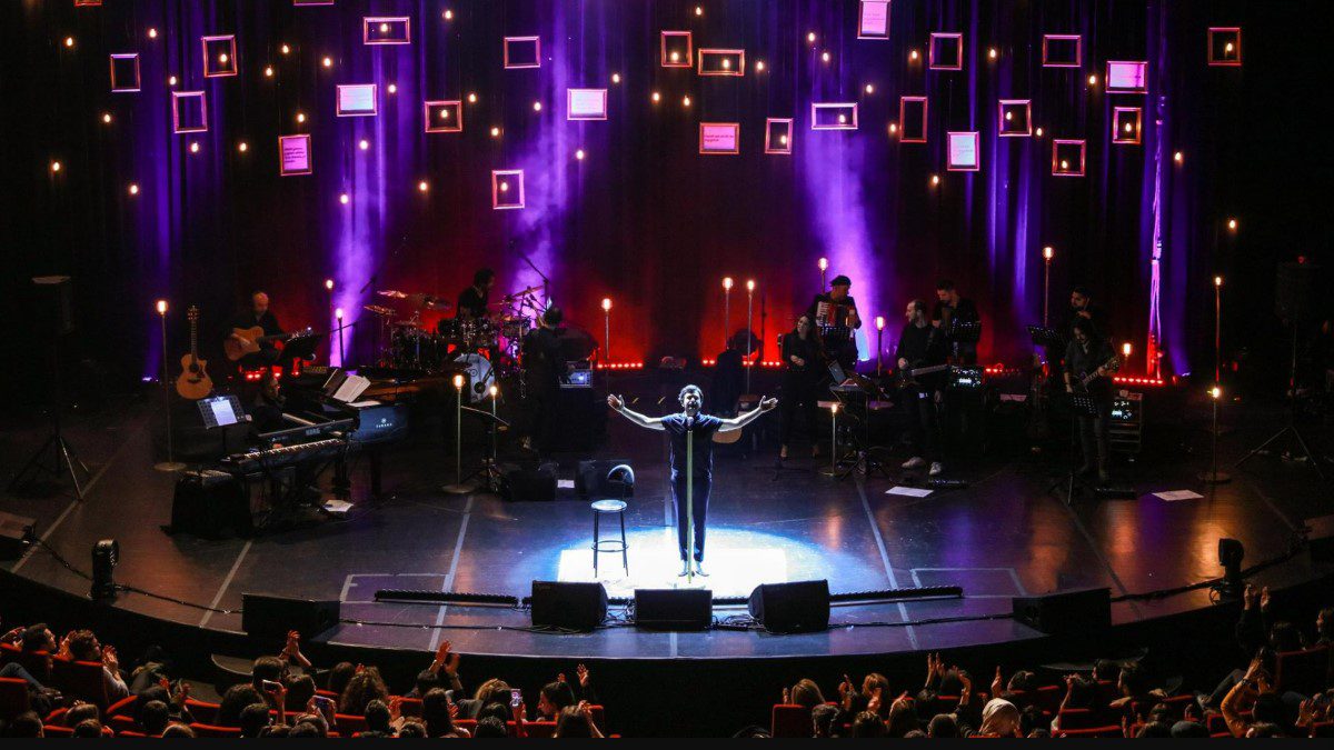 İzmir kültür sanat etkinlikleri 2025 Ekim ayı İzmir konserleri tiyatroları sergileri festivalleri ve diğer kültürel etkinlik takvimi belli oldu.