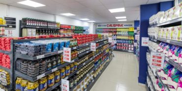 İzmir tanzim satış mağazası İZMAR’ın 12’nci şubesi Torbalı Ayrancılar’da hizmete açıldı.