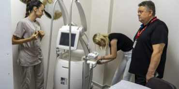 İzmir Karşıyaka’da güzellik salonları sıkı bir denetimden geçirildi.