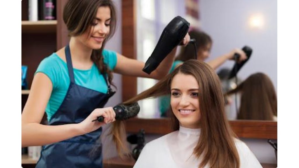 Karşıyaka Kadın Kuaförü